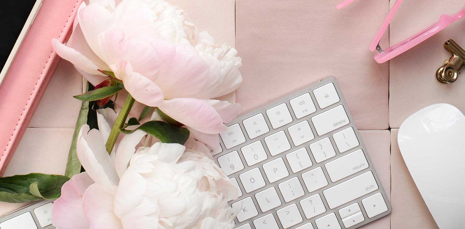 computer keyboard with roses